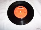 VERY RARE BEATLES  SINGLE BEFORE BEING SIGNED
