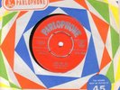 THE BEATLES SINGLE (Love Me Do) RED LABEL 45-R 4949