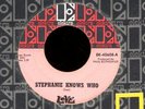 Love Stephanie Knows Who 45 VG++/MINT- Psych
