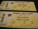 ROBBIE WILLIAMS/ STAR CHARISMATIQUE DE LA POP ANGLAISE