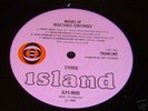 TRAMLINE MOVES OF VEGETABLE CENTURIES PINK ISLAND BLUES