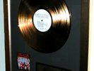GOLDENE SCHALLPLATTE / GOLD RECORD / VINYL