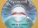 David Bowie als: ARNOLD CORNS - Hang on to yourself