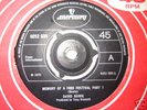  UK 45 - DAVID BOWIE - MEMORY OF A FREE