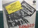 RAMONES - ****RARE 1977 ITALIAN IMPORT w/LIVE B SIDE***