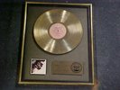 ISLEY BROTHERS THE HEAT IS ON GOLD AWARD TO CBS EXEC LP
