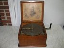Antique Working Regina Wind Up Music Box With Disc/Disk