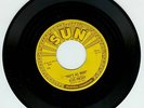ELVIS PRESLEY That's All Right VG(-) 45 RPM REAL