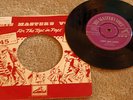Elvis Presley 45: Lawdy, Miss Clawdy Silver HMV
