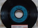 JOHNNY-HALLYDAY. RESERVE AU JUKE BOX GRAVE SUR LE LABEL