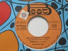 TWO 1966 ITALIAN FILM THEMES BY GINO PEGURI - (BEAT 45)