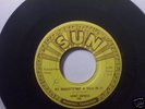 SONNY BURGESS 45 MY BUCKET GOT A HOLE IN IT ORIG. SUN