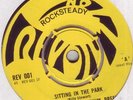OWEN GREY-SITTING IN THE PARK-VERS-RARE REGGAE 45