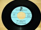 45rpm KIT AND THE OUTLAWS Don't Tread BLACK NIGHT NM-