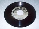 TWIN ROCK/WHOS RUNNING - EARTH DISCIPLES [ROOTS REGGAE]