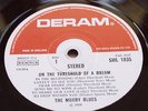 Moody Blues ON THE THRESHOLD OF A DREAM UK LP NMINT