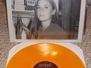 DUM DUM GIRLS - I Will Be LP gold #/200 copies hozac