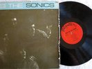 33 RPM VINYL HERE ARE THE SONICS ET-LP024 ETIQUETTE