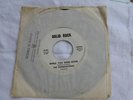 THE COMBINATIONS WHILE YOU .../THE FEELING IS...Soul 45