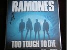 THE RAMONES 