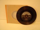 The Showmen - The Wrong Girl - 45rpm Vinyl 7