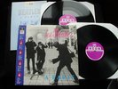 Les BEATLES A Paris RARE 2 LP not TMOQ + Book NM