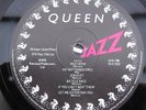 Queen JAZZ -1U/-1U VERY 1ST PRESS EMBOSSED 1 PLAY MINT-