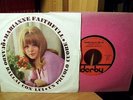 MARIANNE FAITHFULL UN PICCOLO CUORE SINGS IN ITALY 7'