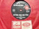 RICHARD WRIGHT GRP SAMPLE OZ BEE GEES=NEITHER RICH/POOR