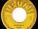 ROY ORBISON 45 SUN 284 CHICKEN HEARTED/I LIKE LOVE