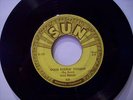 45 RPM 2 Orig Elvis Presleys On SUN Good Rockin Mystery