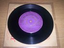 ELVIS PRESLEY HMV GOLD 45 *BLUE SUEDE SHOES*