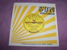 ELVIS PRESLEY SUN RECORD THATS ALL RIGHT W/ SLEEVE MINT
