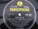 BEATLES PLEASE PLEASE ME STEREO Y/B W GOLD 33 1/3 MINT