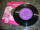 ELVIS PRESLEY.HMV.SILVER LETTERING.I'M LEFT,YOU'RE.....