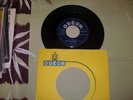 TRES RARE SP SO 10091 LABEL BLEU TWISTE ET CHANTE  TBE