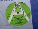 The O'Jays - Look Over Your Shoulder 1968 UK 45 DEMO