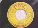 JOHNNY CASH (EP)   AUTOGRAPHED   SUN EP-117