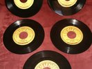 5 VINTAGE ELVIS PRESLEY SUN RECORDS MILKCOW BLUES 45RPM