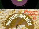 THE PILTDOWN MEN - GARGANTUA Tittyshaker Popcorn 45 MP3