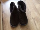 chocolate brown ankle ugg boots size 7 used but in good condition