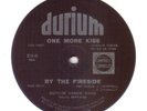 DURIUM FLEXIDISC : AL BOWLLY & DURIUM DANCE BAND - One More Kiss 78 rpm
