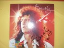 QUEEN,BRIAN MAY,TOO MUCH LOVE WILL KILL YOU,SIGNED 7INCH SINGLE