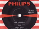 DAVID BOWIE - Space Oddity 7