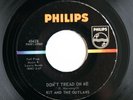 KIT & THE OUTLAWS   Don't Tread On Me   Texas garage 45 HEAR