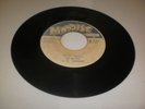 MOODISC/RUN GIRL - G.G. GROSSETT [REGGAE]  7