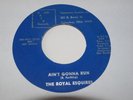 ROYAL ESQUIRES--AINT GONNA RUN--CLASSIC NORTHERN SOUL--LISTEN