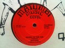MATUMBI & DENNIS BOVELL - MUSIC IN THE AIR / GUIDE US - KILLER ROOTS 12
