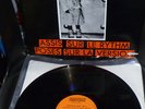 EARTHQUAKE sound system Assis Sur Le Rythm Posés Sur La Version VINYL