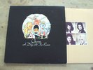 QUEEN - A DAY AT THE RACES LP UK EMI 1st Press 1U / 1U + Die-Cut Inner SUPERB